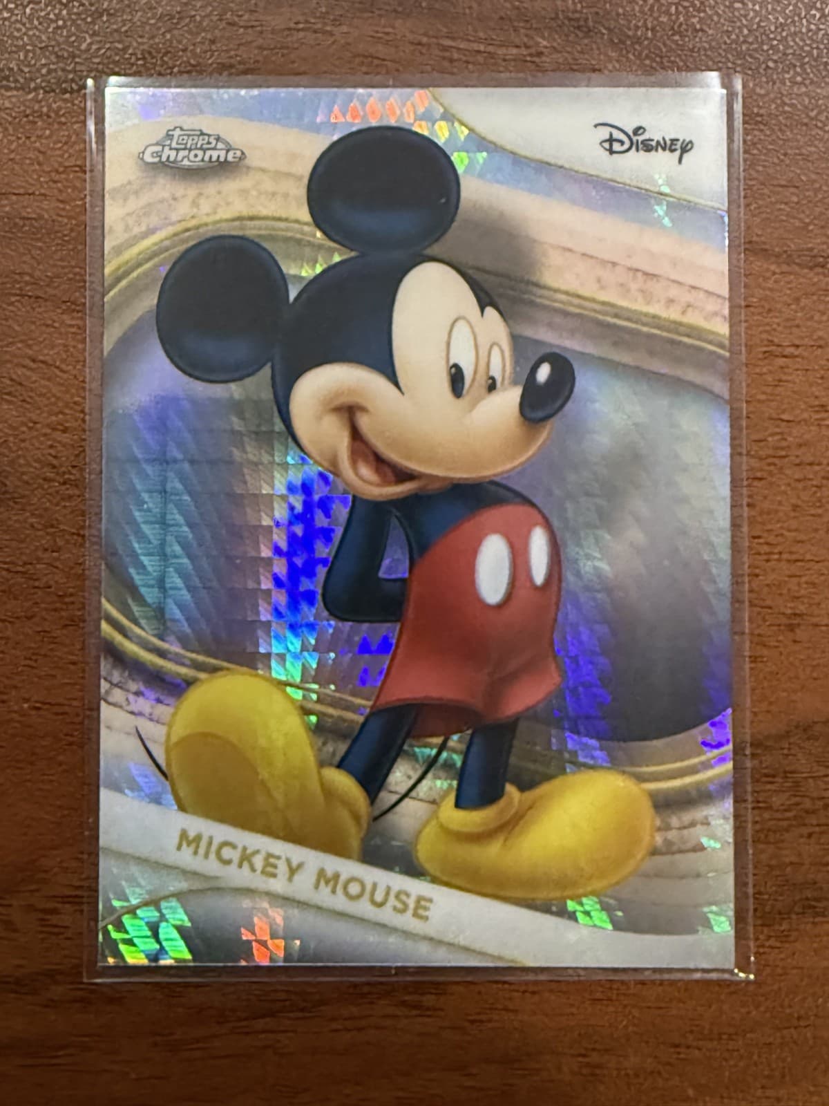 2025 Topps Chrome Disney Mickey Mouse Prizm Refractor 1
