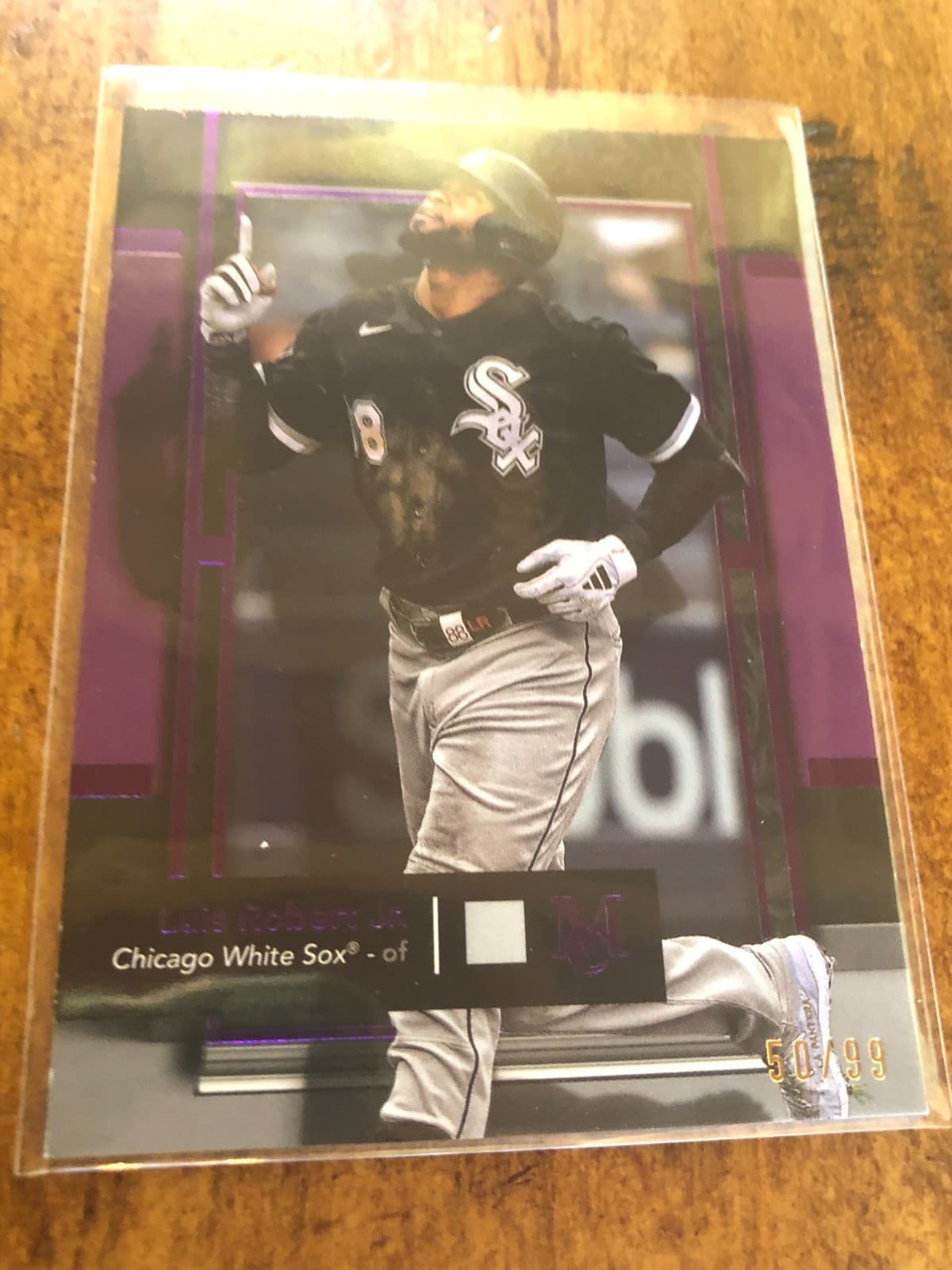 2024 Topps Luis Robert Jr Amethyst /99 #11